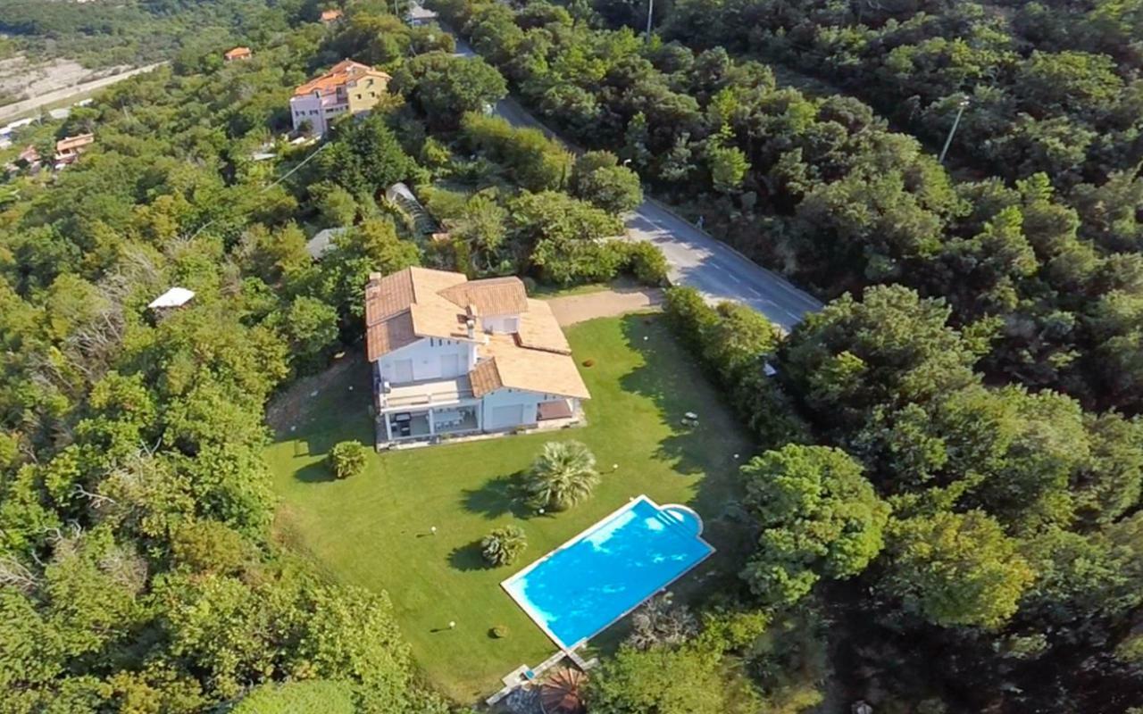 Villa Diadema Vezzi Portio المظهر الخارجي الصورة